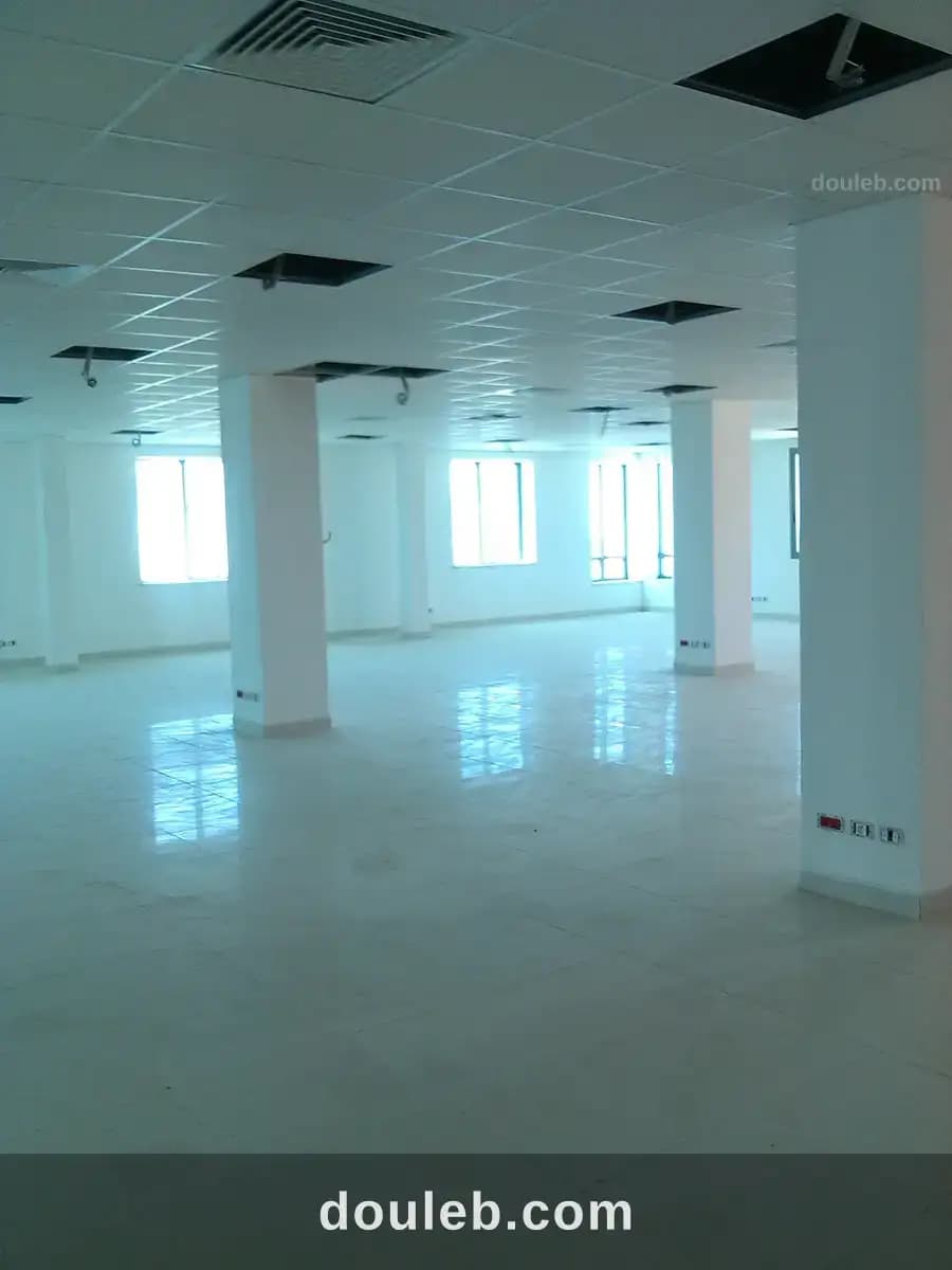 Spacieux open space 1300 m2 à charguia 2 - Photo 1