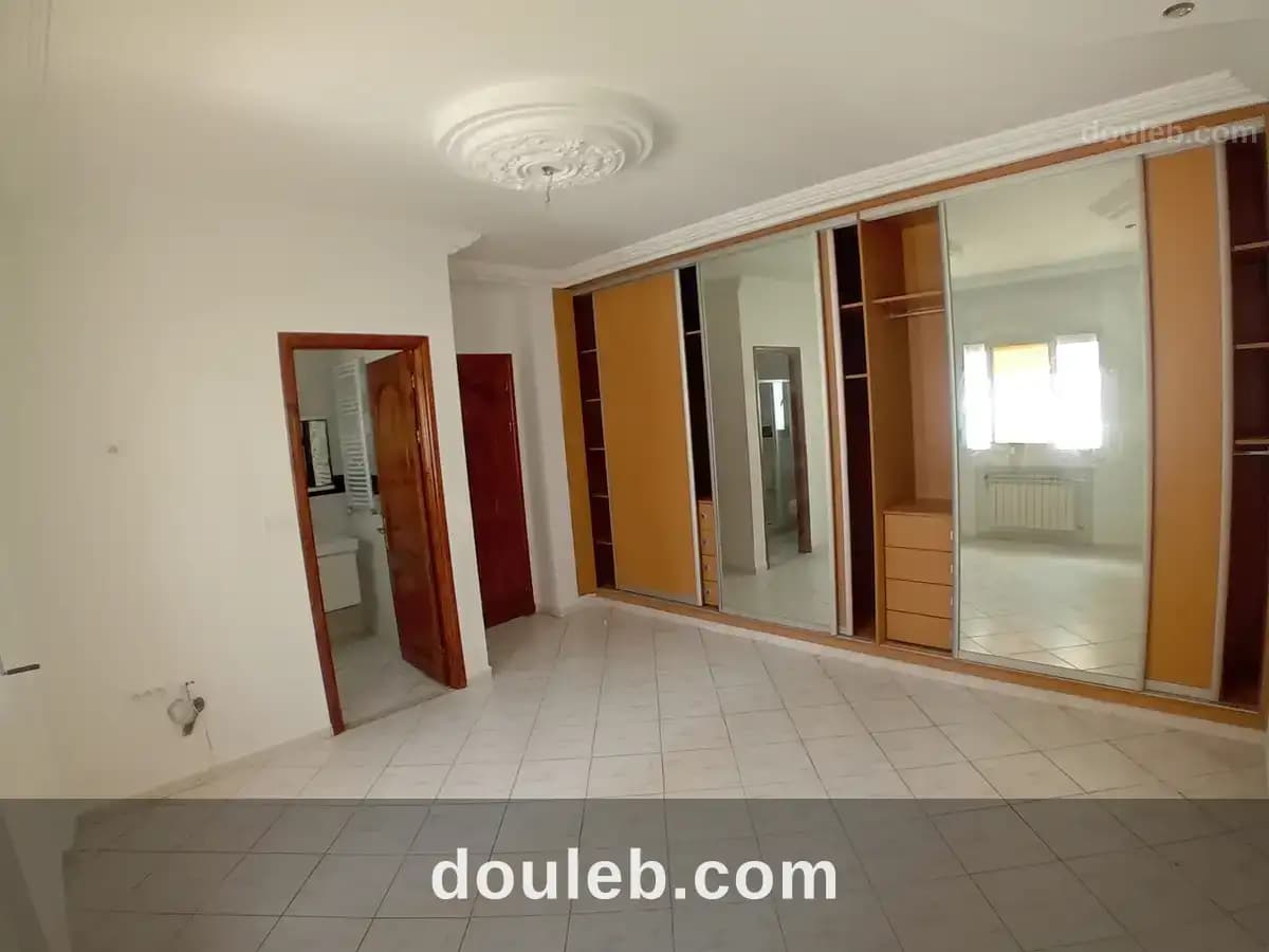 Rdc villa s4 hs avec jardin et garage - Miniature 2