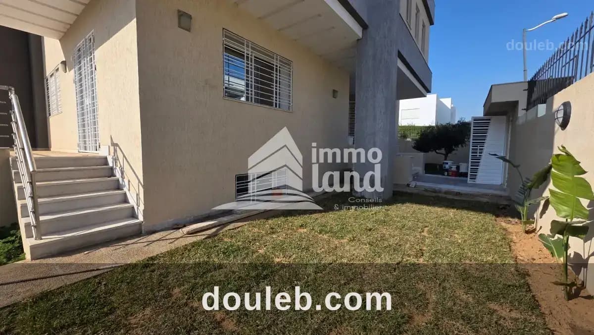 Triplex s5 avec jardin à la soukra - Miniature 3
