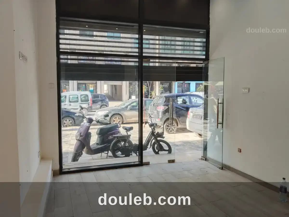 Montplaisir loc esp commercial - Photo 1
