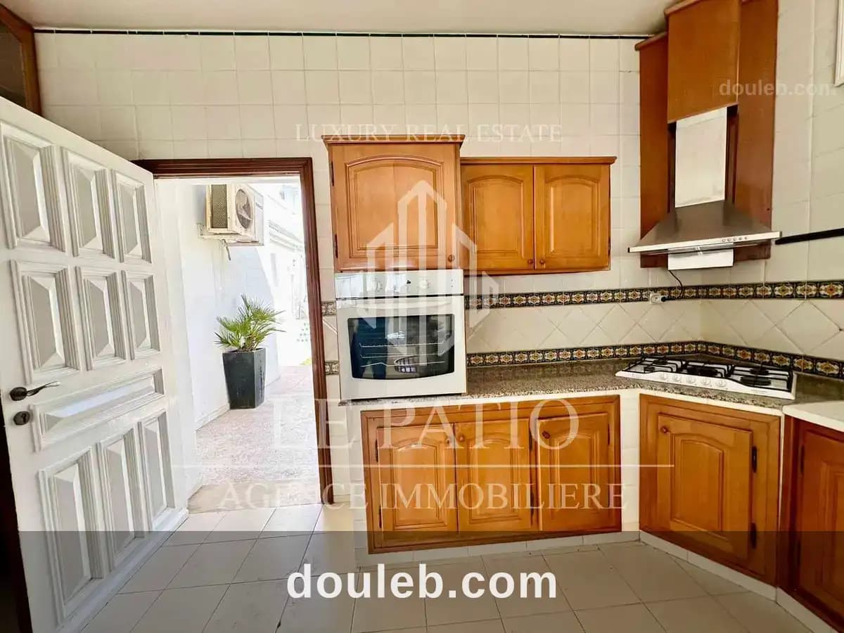 Villa s6 avec piscine a gammarth - Miniature 5