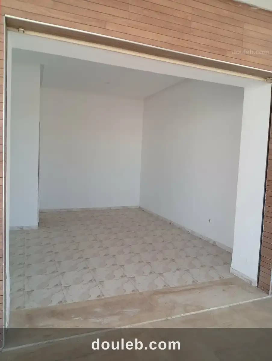 Commercial - Photo 1