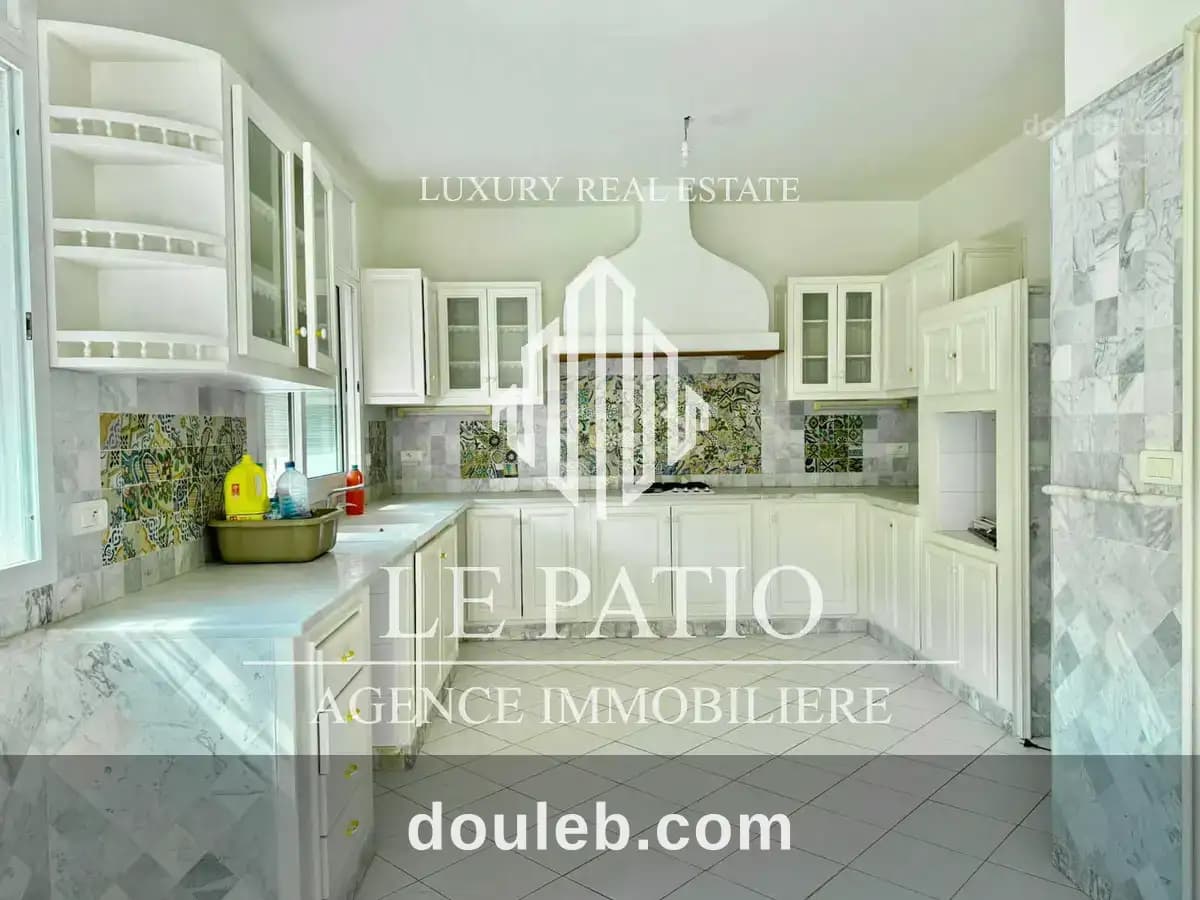 Villa s6 avec jardin a la marsa - Miniature 3
