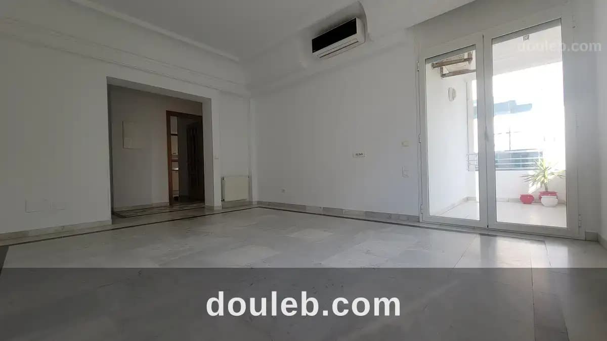 Appartement s2 au lac 2 sur l'avenue de la bourse - Miniature 2