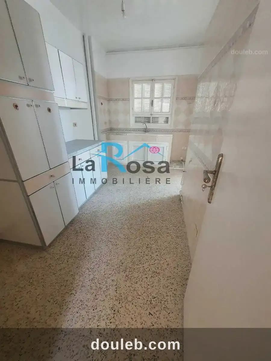 Un vaste appartement s3 à manar2 - Miniature 2