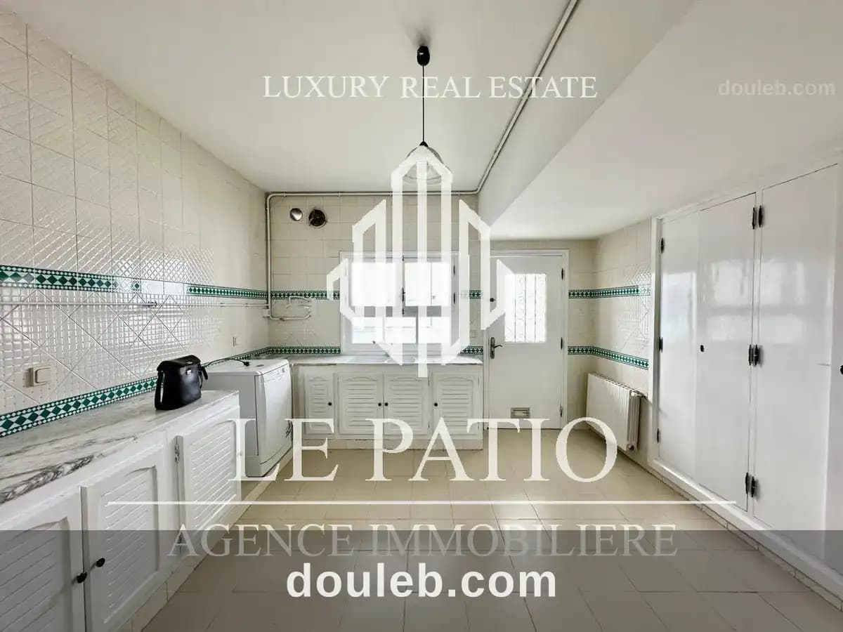 Duplex s5 vue sur mer a la marsa plage - Miniature 3