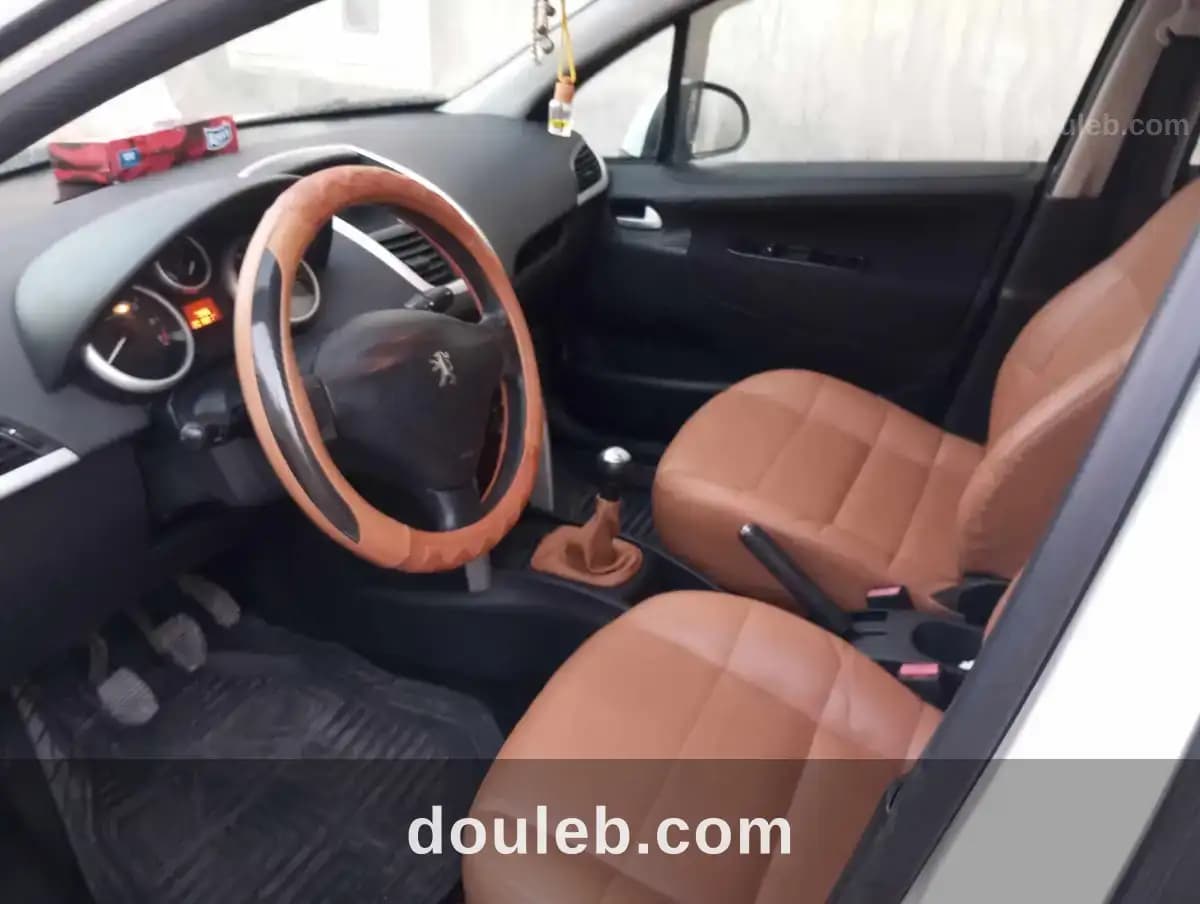 Peugeot 207 - Miniature 3