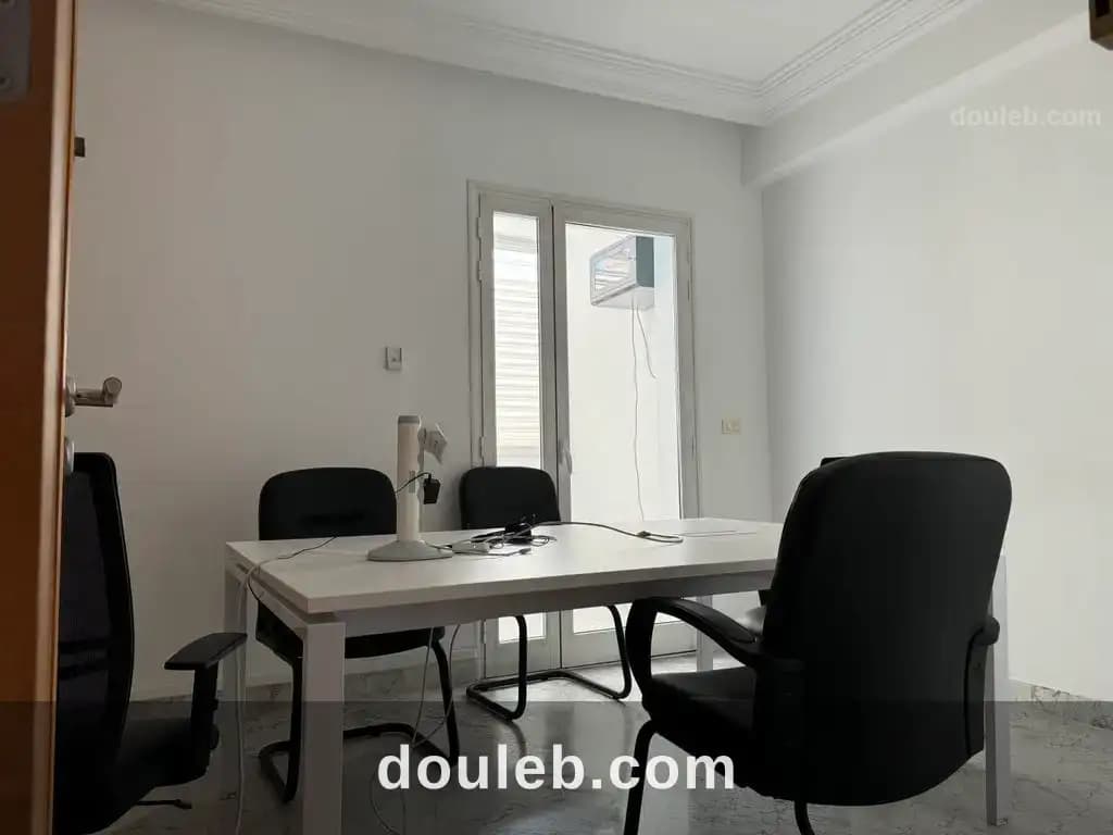 Super bureau 200 m2 au centre urbain nord - Miniature 2