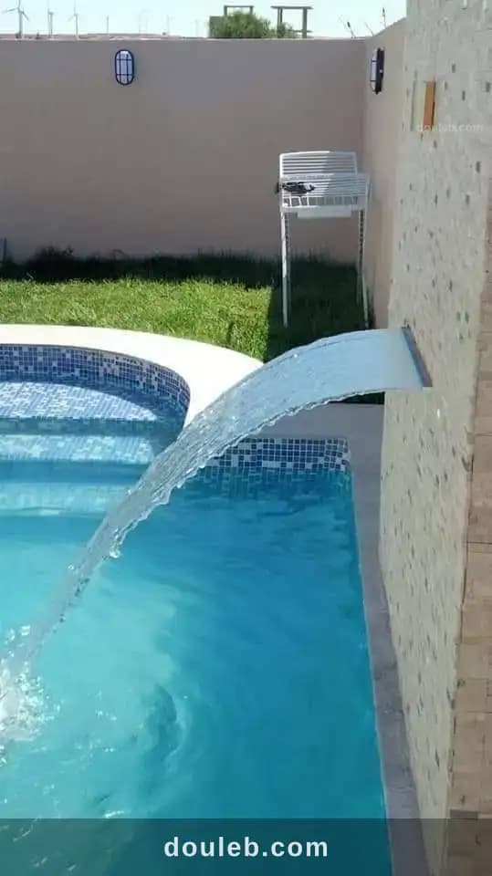 Villa neuve des 275m2 a la mer el haouaria - Miniature 2
