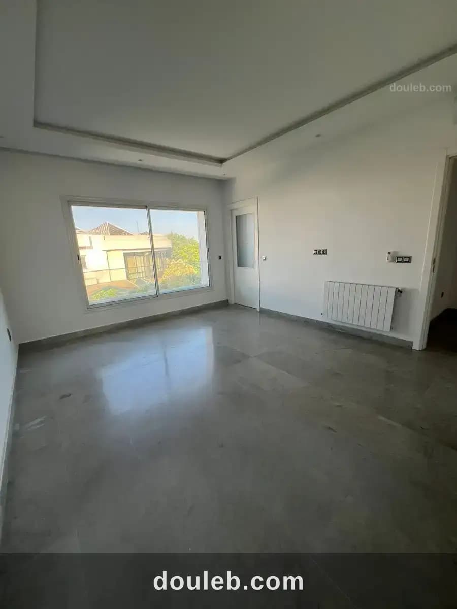 Etage de villa haut standing au lac 2 h3 - Miniature 2
