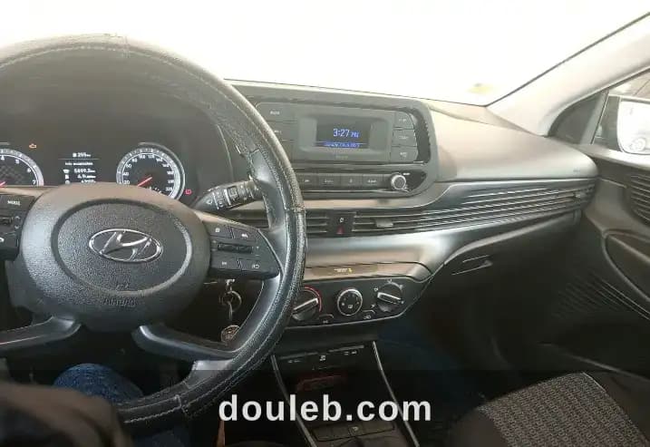 Hyundai i20 5cv essence - Miniature 4