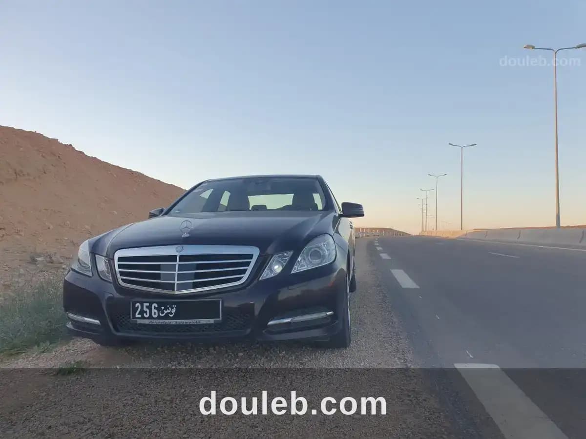 Mercedes benz classe e220 - Photo 1