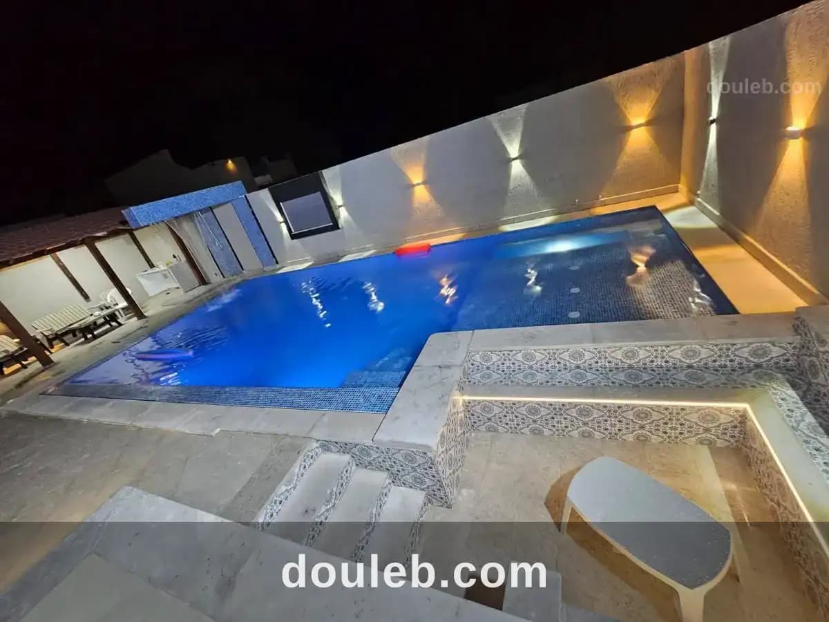 Villa confortable avec piscine - Photo 1