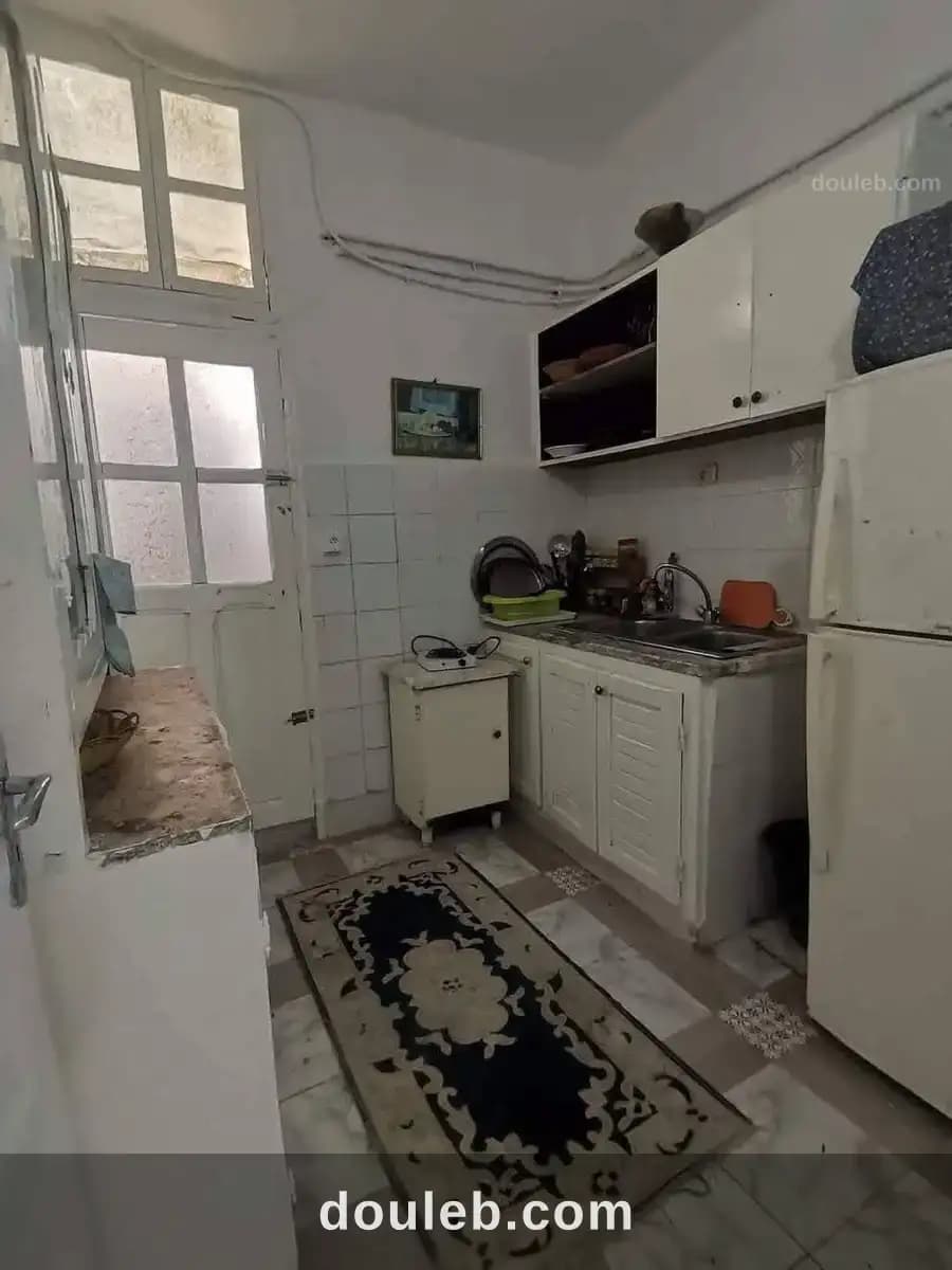 Studio semi meublé a hammam lif - Miniature 3
