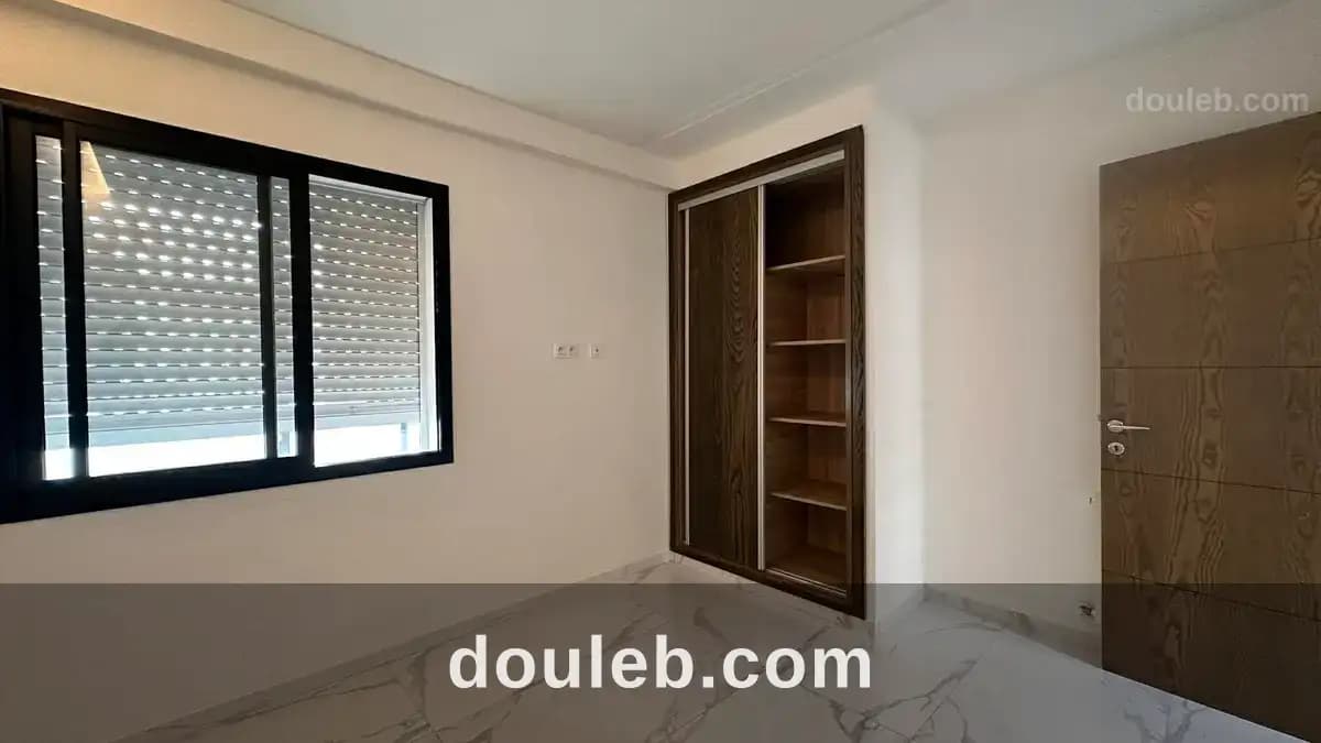 Appartement s2 à alain savary avec parking privé - Miniature 4