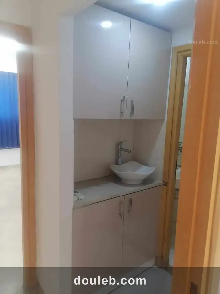 Bureau en hall 3 a monplaisir - Photo 1