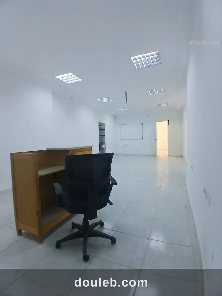 Un bureau 4 pièces à ain zaghouan - Photo 1