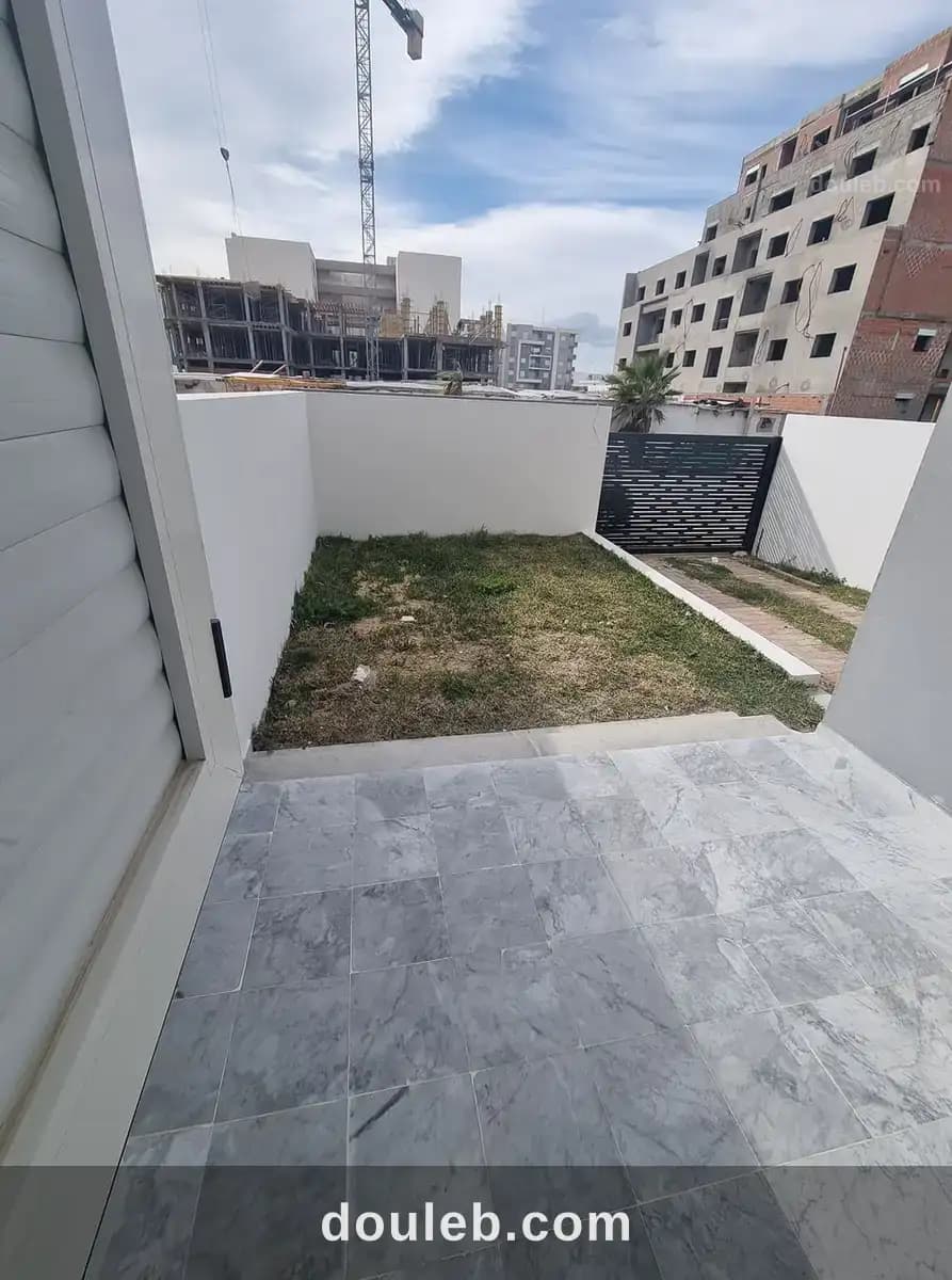 S plus un avec un jardin à la nv soukra - Miniature 5