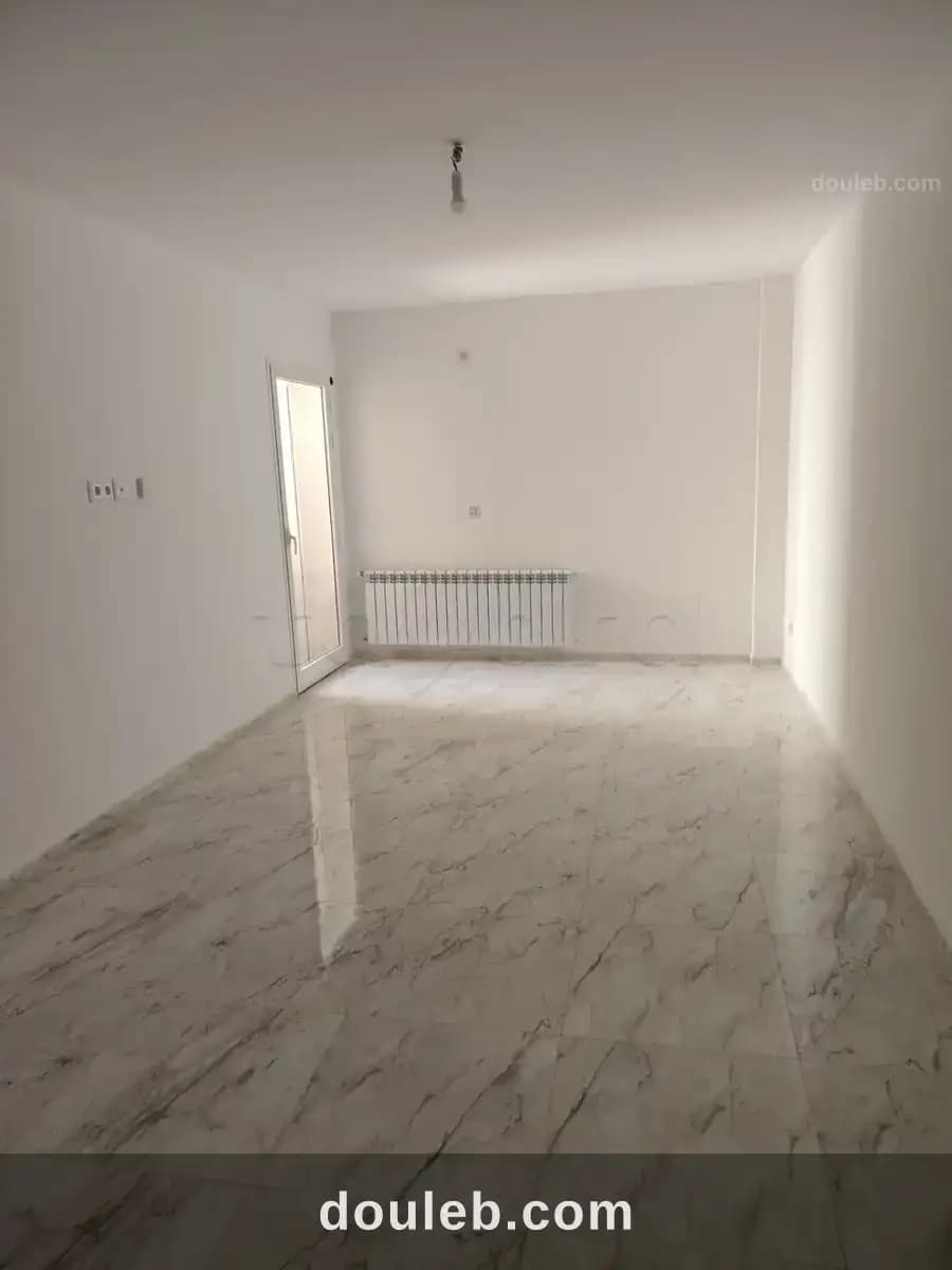 Un ravissant appartement s2 neuf à cité ettahrir - Miniature 5