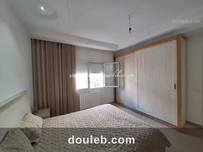 L1210 appartement royal - Miniature 3