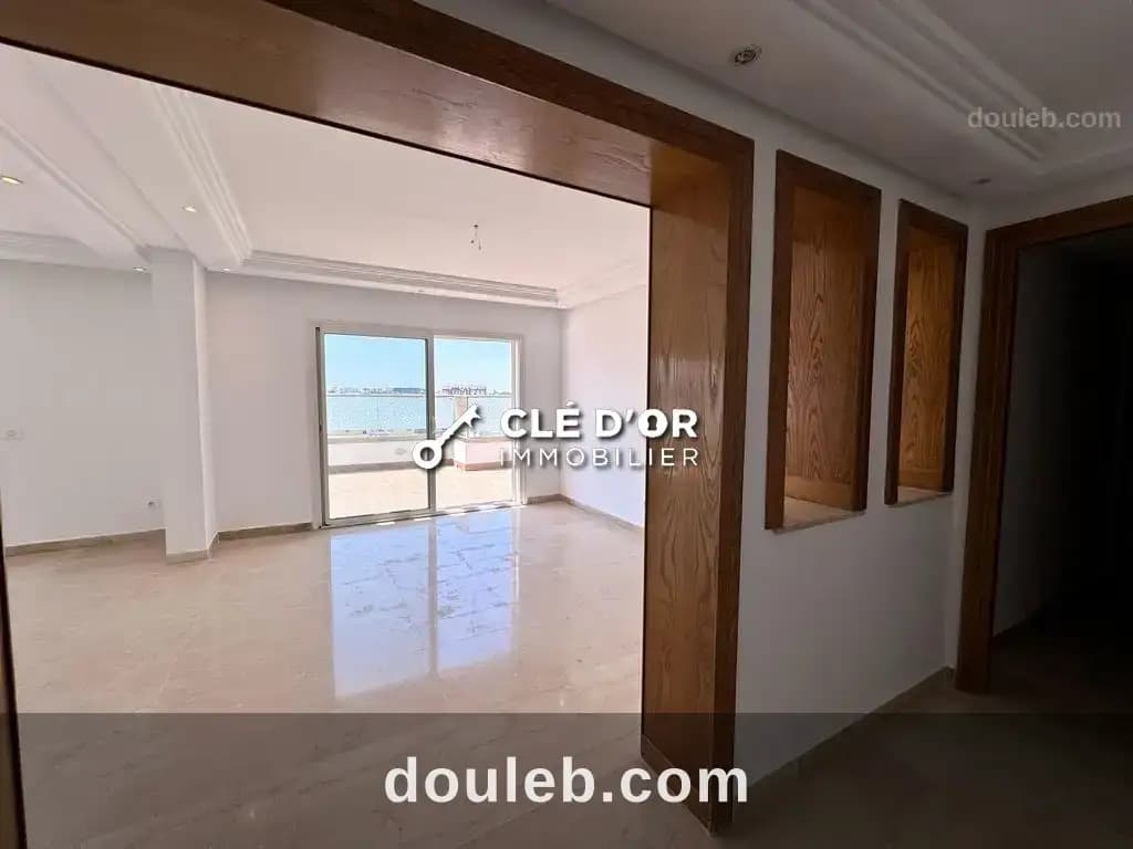 Penthouse s4 jardins de carthage - Photo 1