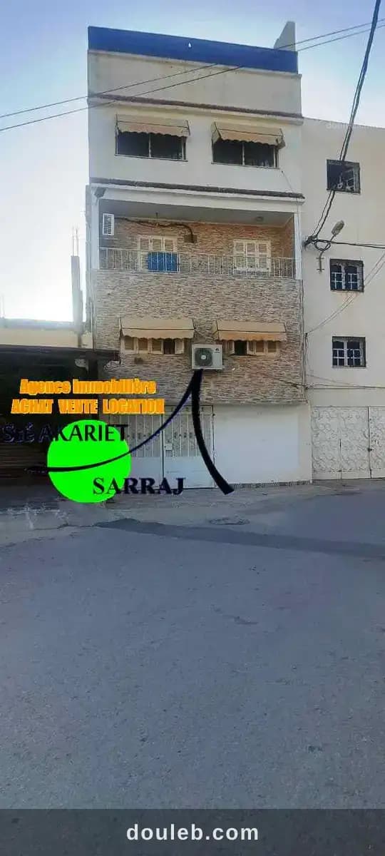 Petite maison style triplex 168m à oued ghnim - Photo 1