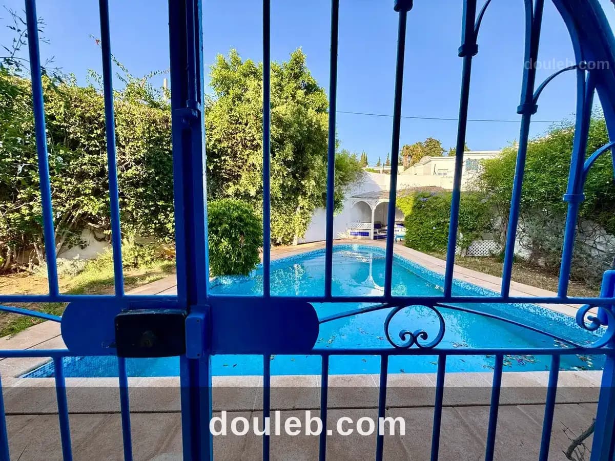 Villa avec piscine à gammarth - Miniature 3