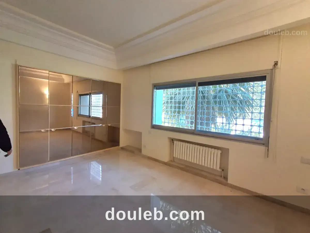 Villa s6 avec piscine et jardin à la soukra - Miniature 5
