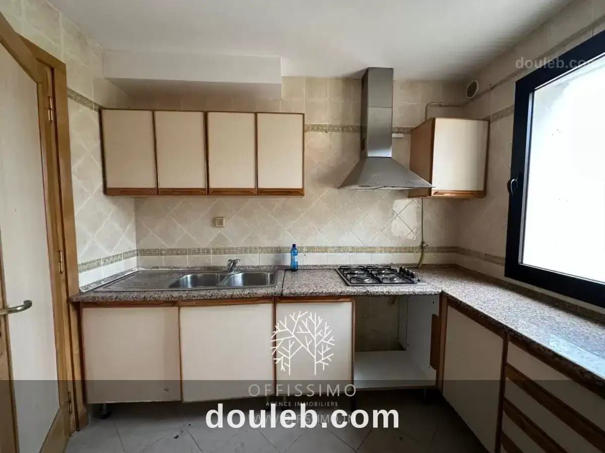 Appartement s1 lac 1 vide - Miniature 4