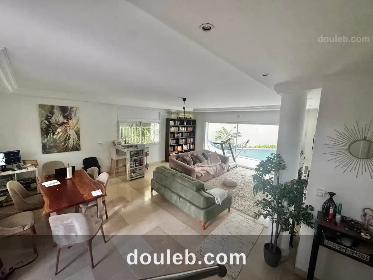 Duplex s5 avec piscine et terrasse à la marsa - Miniature 2