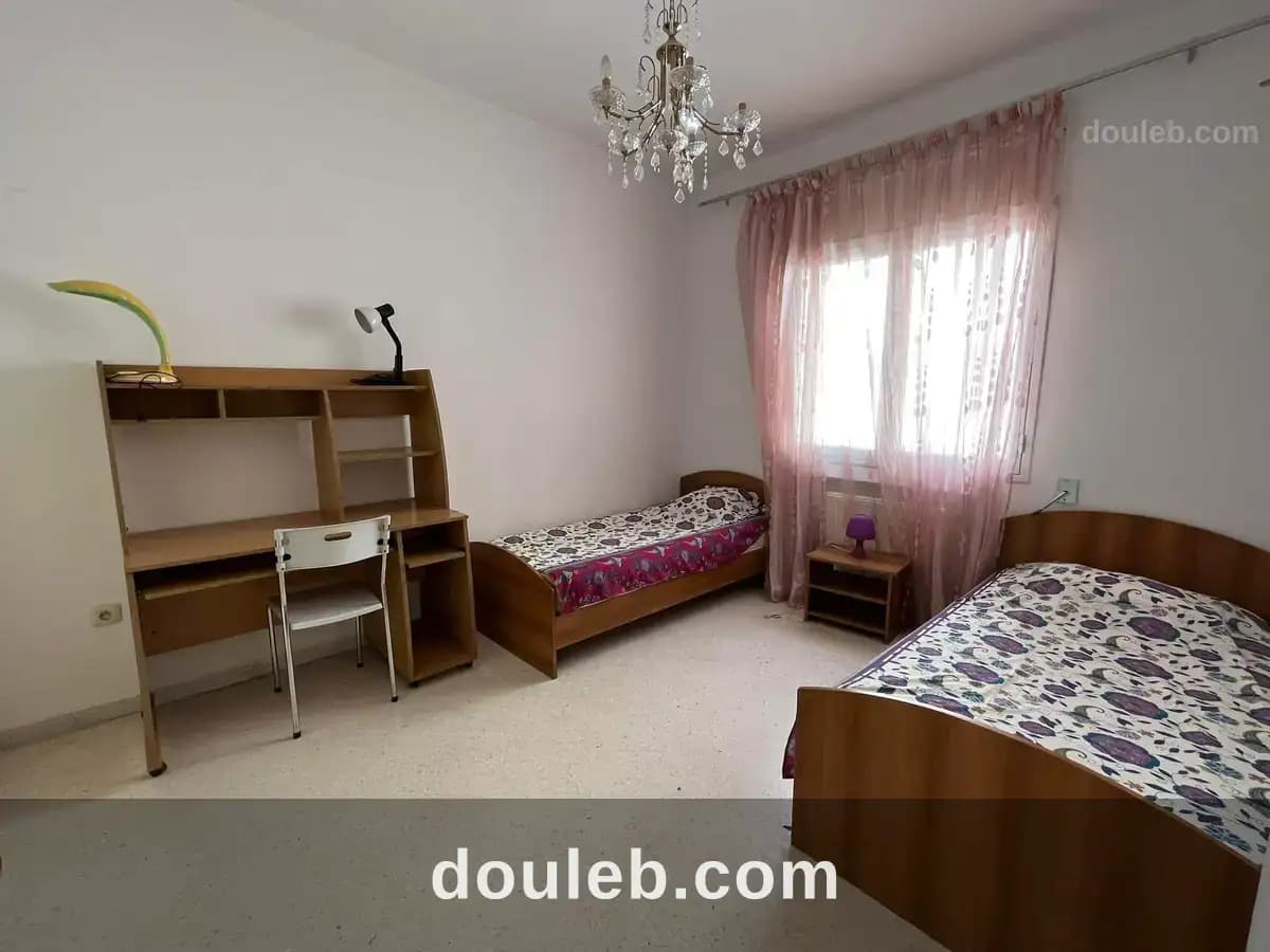 Deux chambres salon luxueux meublé par nuit tunis - Miniature 2