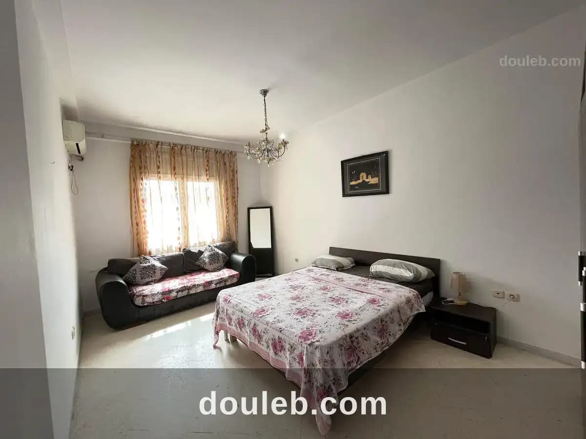 Deux chambres salon luxueux meublé par nuit tunis - Miniature 5