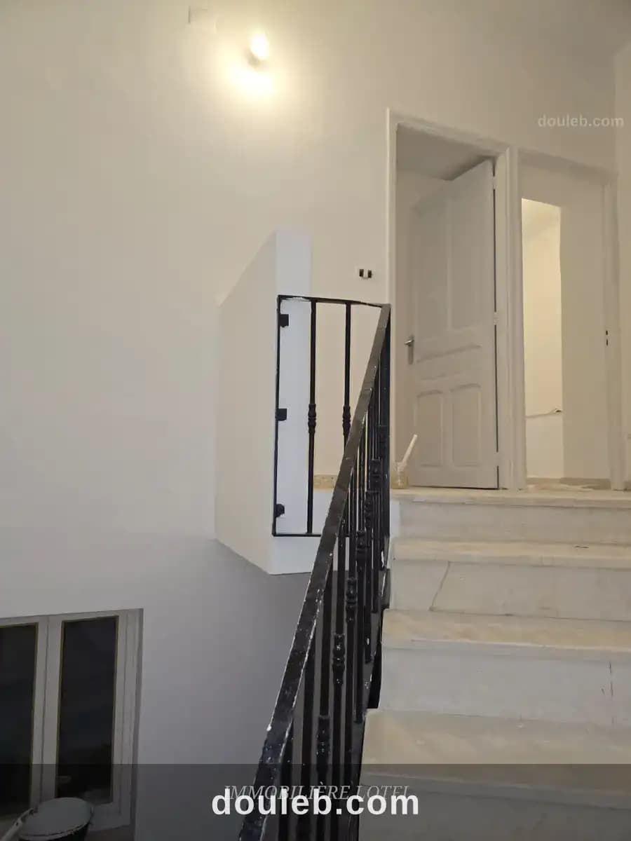 Duplex de quatre pièces - Photo 1