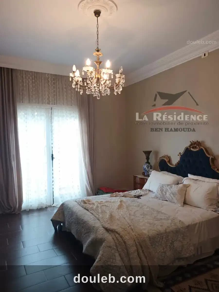 Une magnifique villa à coté de la plage bizerte - Miniature 2
