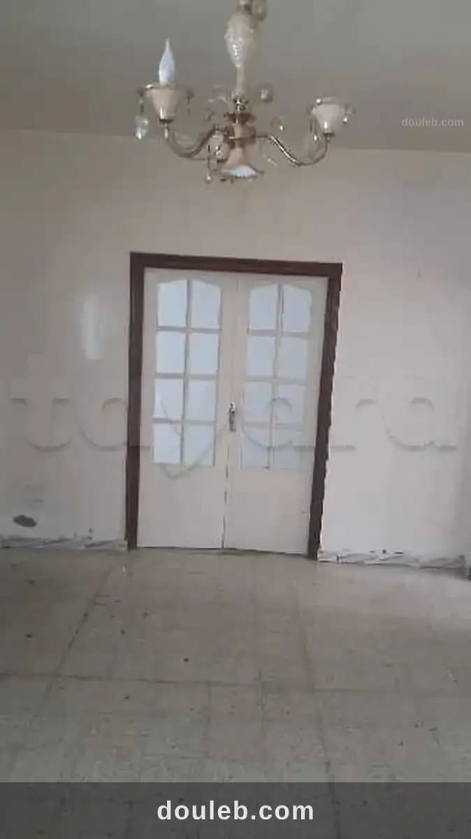 Étage de villa avec entrée indépendante - Miniature 5