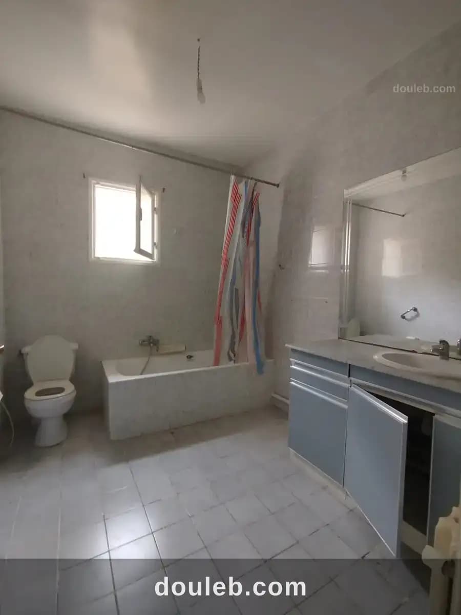 Un vaste appartement s4 à manar1 - Miniature 5