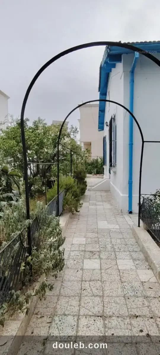 Terrain avec villa et studio indépendant - Photo 1
