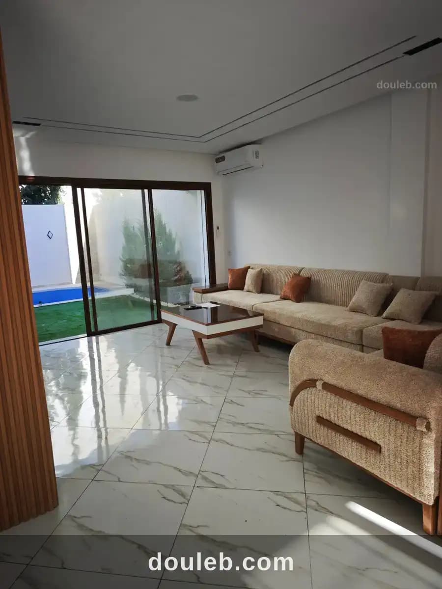 Magnifique duplex s4 avec piscine a kelibia - Miniature 3