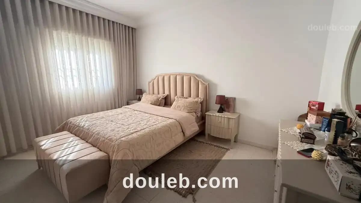 Appartement s3 a cite hedi nouira ariana - Miniature 5