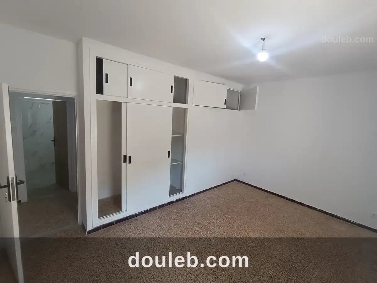 Appartement s2 renove au premier etg - Miniature 3
