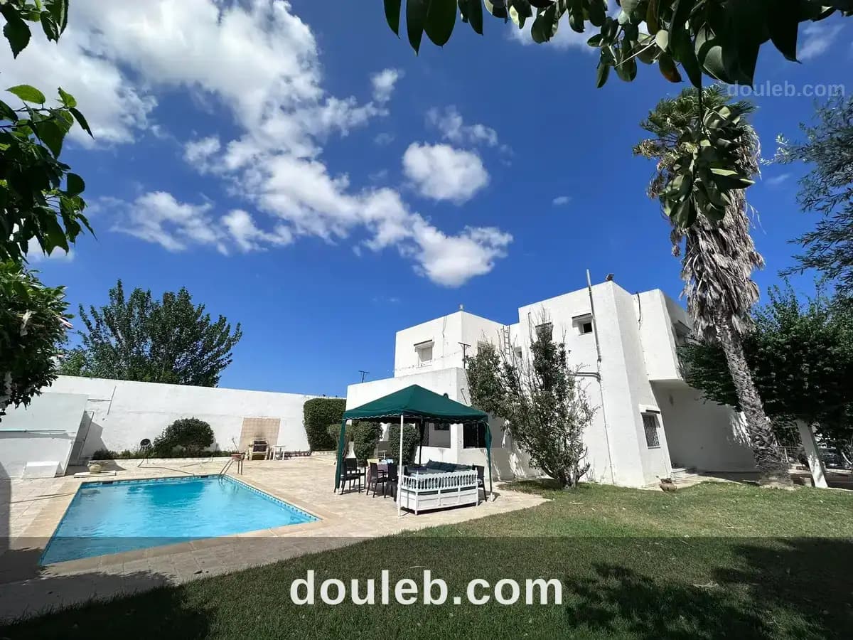 Villa s6 avec jardin et piscine à la soukra - Photo 1