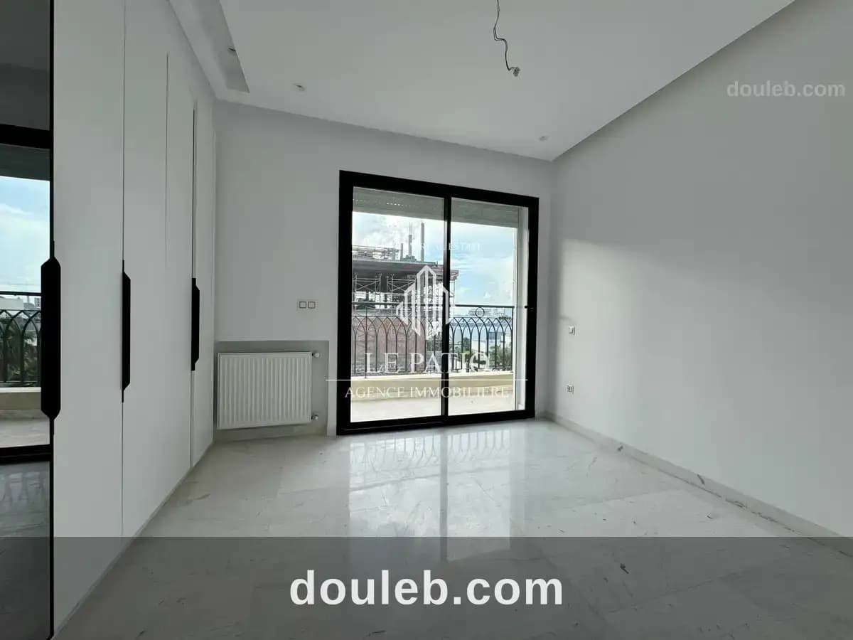 Appartement s3 jamais habité - Miniature 5