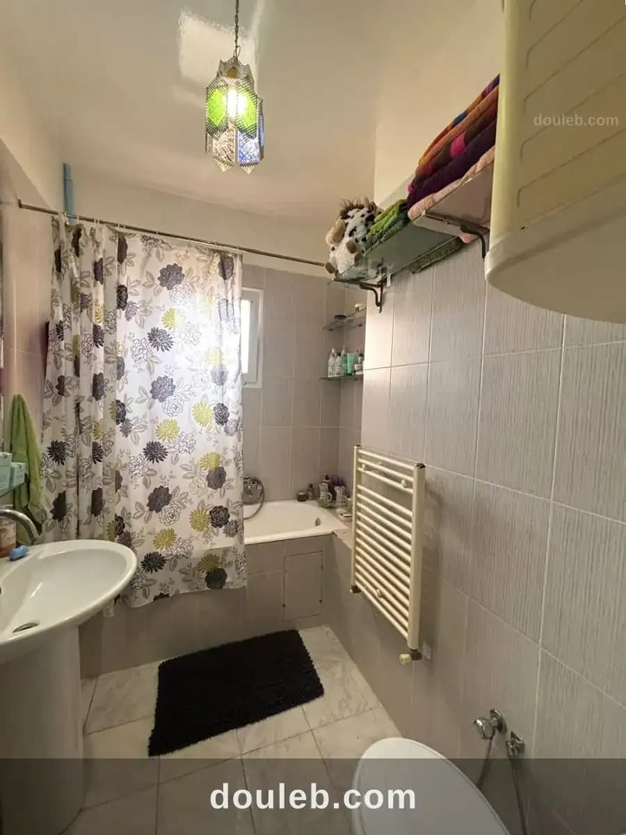 Appartement s3 a cite hedi nuira ariana - Miniature 3
