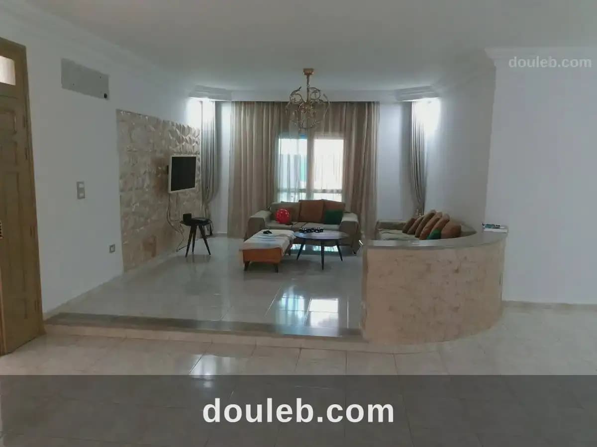 Maison spacieuse - Photo 1