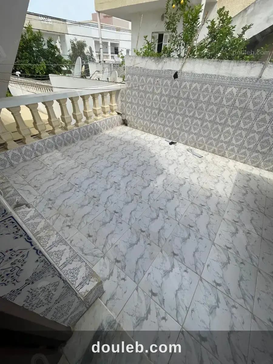 Un étage de villa s3 au bardo - Miniature 5