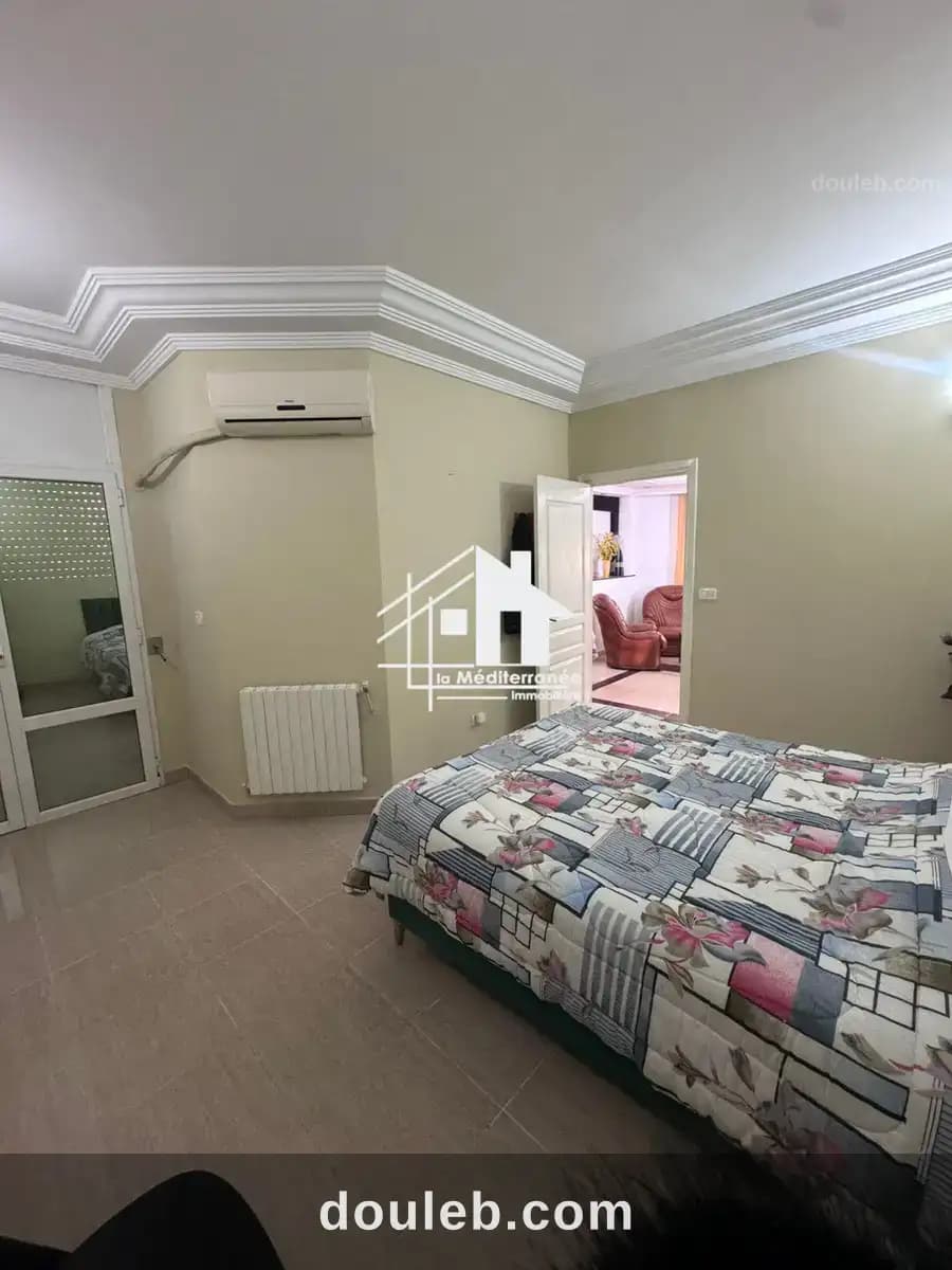 Une villa 2s5 au bardo - Miniature 2