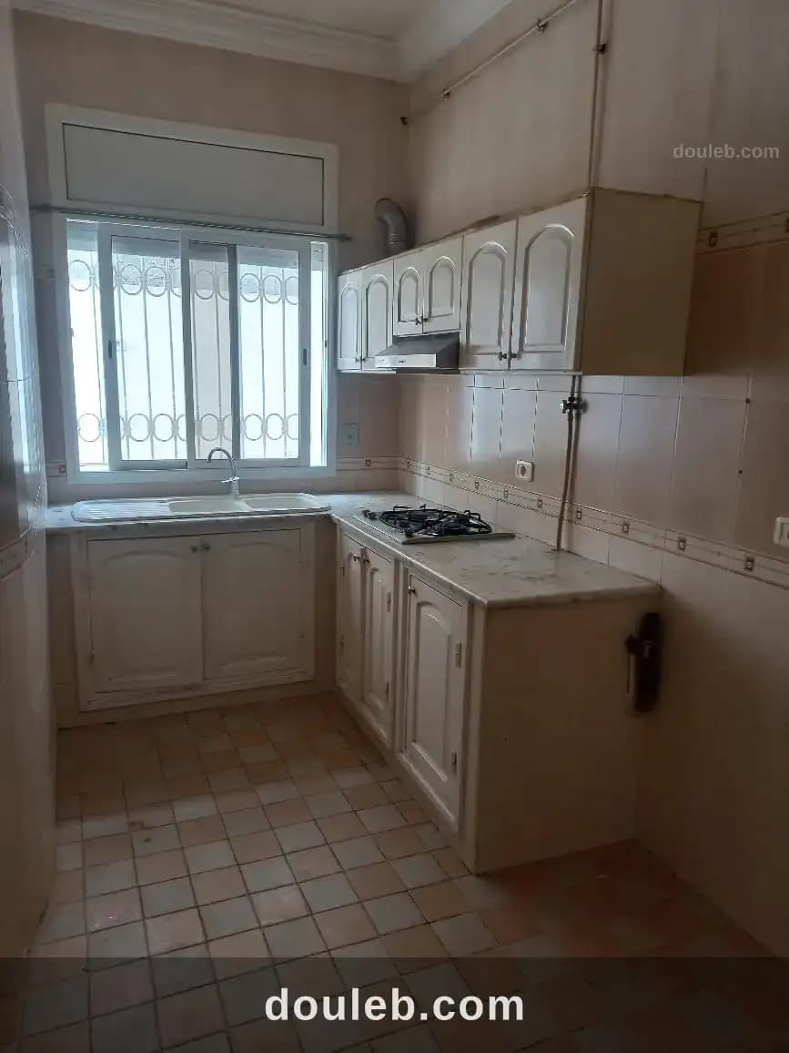 Appartement 2 chambres avec garage à la soukra - Miniature 4