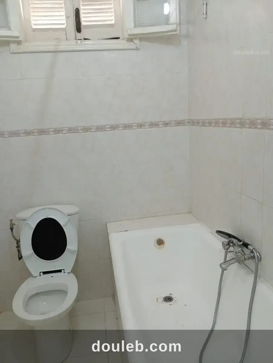 Etage de villa a ksar said - Miniature 5