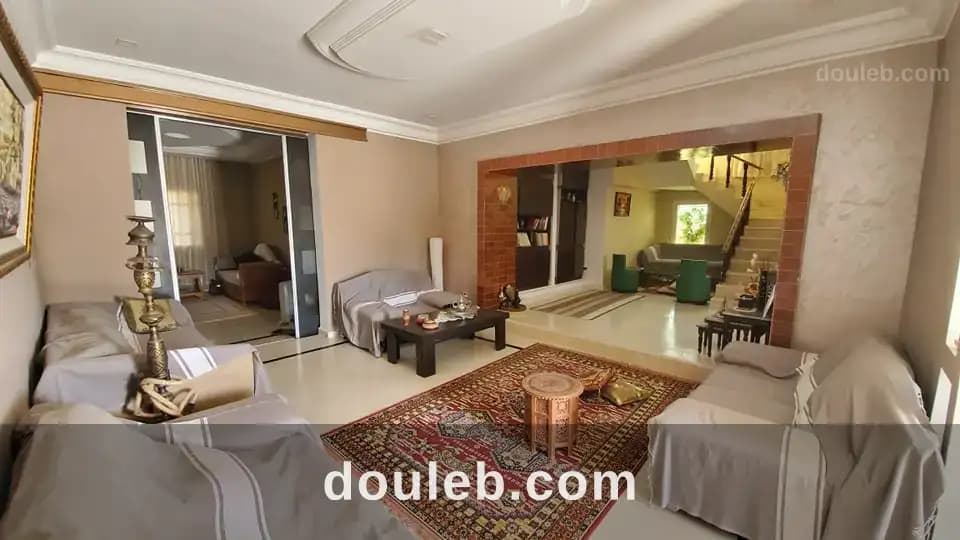 Luxueuse villa de compagne - Miniature 3