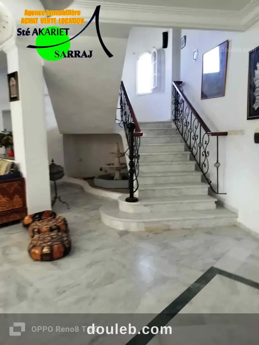 Superbe villa fait le coin à khzema est - Photo 1